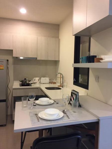 Life Asoke, Bangkok, Asoke-Dindang Road, Bang Kapi, Huai Khwang, Bangkok, 2 Bedrooms, 36 sqm, Condo For Rent, by Thanyalak Ajmera, 500581395 - DDproperty.com