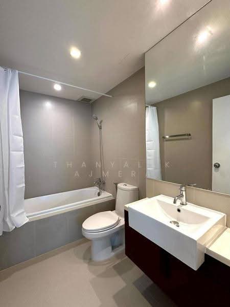 Noble Remix, Bangkok, 772 Soi Sukhumvit 36, Sukhumvit Road, Khong Tan, Khlong Toei, Bangkok, 1 Bedroom, 38 sqm, Condo For Rent, by Thanyalak Ajmera, 500581416 - DDproperty.com