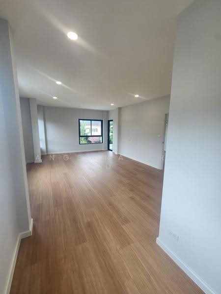 มณีรินทร์ รัตนาธิเบศร์, Nonthaburi, Sai Ma, Muang Nonthaburi, Nonthaburi, 4 Bedrooms, 192 sqm, Single Detached House For Sale, by Angsanaporn D, 500581456 - DDproperty.com