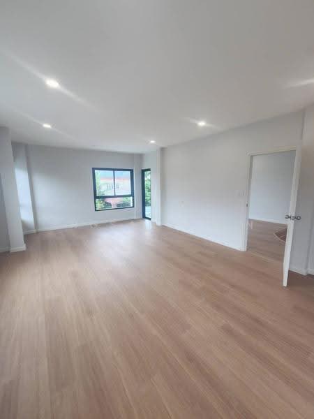 มณีรินทร์ รัตนาธิเบศร์, Nonthaburi, Sai Ma, Muang Nonthaburi, Nonthaburi, 4 Bedrooms, 192 sqm, Single Detached House For Sale, by Angsanaporn D, 500581456 - DDproperty.com