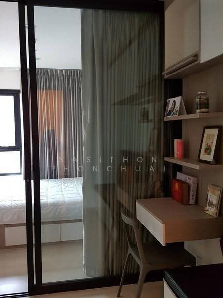 Life Asoke, Bangkok, Asoke-Dindang Road, Bang Kapi, Huai Khwang, Bangkok, 1 Bedroom, 30 sqm, Condo For Rent, by Sasithon Phonchuai, 500581485 - DDproperty.com