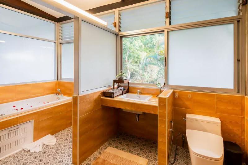 5-Bed Pool Estate with 2 Guest Houses, Nam Phrae, Hang Dong, chiang-mai, Nam Phare, Hang Dong, Chiang Mai, 5 Bedrooms, 1,320 sqm, Single Detached House For Sale, by Elijah Ridgley, 500581507 - DDproperty.com