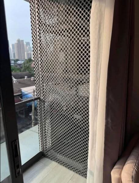 168 Sukhumvit 36, Bangkok, 168 Soi Sukhumvit 36, Khong Tan, Khlong Toei, Bangkok, 1 Bedroom, 43 sqm, Condo For Rent, by Thanyalak Ajmera, 500581532 - DDproperty.com