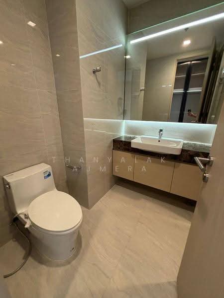 Noble State 39, Bangkok, 35 Soi Sukhumvit 39, Khlong Tan Nua, Watthana, Bangkok, 2 Bedrooms, 59 sqm, Condo For Rent, by Thanyalak Ajmera, 500581583 - DDproperty.com