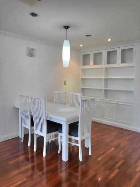 Acadamia Grand Tower, Bangkok, Soi Sukhumvit 43, Khlong Tan Nua, Watthana, Bangkok, 3 Bedrooms, 194 sqm, Condo For Rent, by Napatsawan Tamjorhor, 500581627 - DDproperty.com