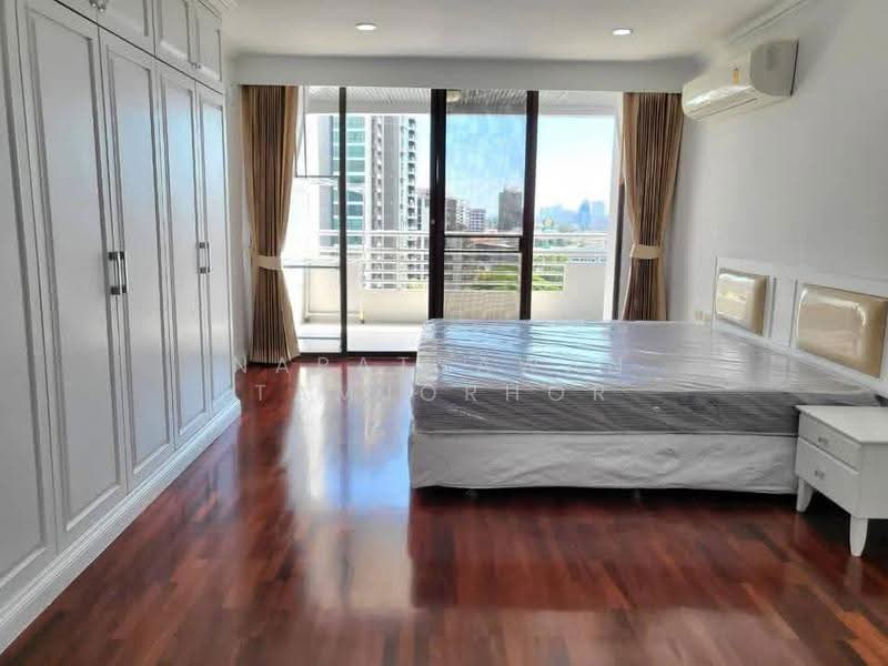 Acadamia Grand Tower, Bangkok, Soi Sukhumvit 43, Khlong Tan Nua, Watthana, Bangkok, 3 Bedrooms, 194 sqm, Condo For Rent, by Napatsawan Tamjorhor, 500581627 - DDproperty.com