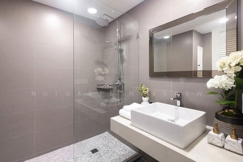 Sukhumvit Suite, Bangkok, 19 Soi Sukhumvit 13, Khlongtoei Nua, Watthana, Bangkok, 3 Bedrooms, 200 sqm, Condo For Rent, by Nutnaree Nakkaew, 500581659 - DDproperty.com