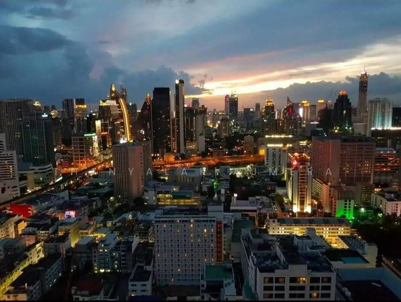 Hyde Sukhumvit 11, Bangkok, 11 Soi Sukhumvit 11, Khlongtoei Nua, Watthana, Bangkok, 2 Bedrooms, 45 sqm, Condo For Rent, by Thanyalak Ajmera, 500581684 - DDproperty.com