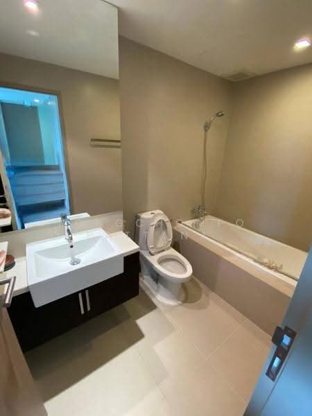 Noble Remix, Bangkok, 772 Soi Sukhumvit 36, Sukhumvit Road, Khong Tan, Khlong Toei, Bangkok, 3 Bedrooms, 170 sqm, Condo For Rent, by Tongchompoo Pattanachaiwongkoon, 500581691 - DDproperty.com