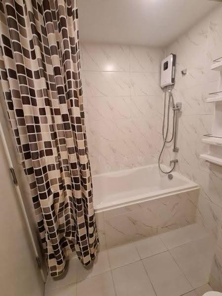 Atmoz Ratchada-Huaikwang, bangkok, Saha Kan Pramun Alley, Wang Thonglang, Bangkok, 2 Bedrooms, 47 sqm, Condo For Sale, by Napatsawan Tamjorhor, 500581717 - DDproperty.com