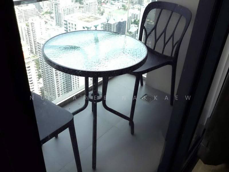 The Esse Asoke, bangkok, 333 Soi Sukhumvit 21, Sukhumvit Road, Khlongtoei Nua, Watthana, Bangkok, 2 Bedrooms, 75 sqm, Condo For Rent, by Nutnaree Nakkaew, 500581756 - DDproperty.com