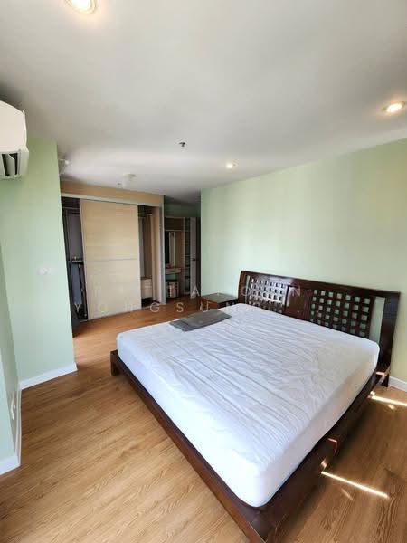 Silom Suite, Bangkok, Soi Sathorn 12, Sathorn Road, Silom, Bang Rak, Bangkok, 2 Bedrooms, 70 sqm, Condo For Rent, by Pattaporn Yongsungnone, 500581799 - DDproperty.com