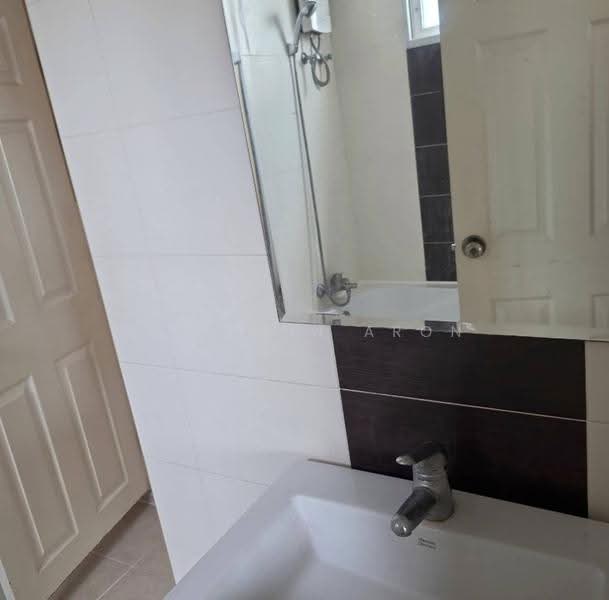 Grand Park View Asoke, Bangkok, 21 Sukhumvit Road, Khlongtoei Nua, Watthana, Bangkok, 2 Bedrooms, 60 sqm, Condo For Rent, by Getsarin Aron, 500581842 - DDproperty.com