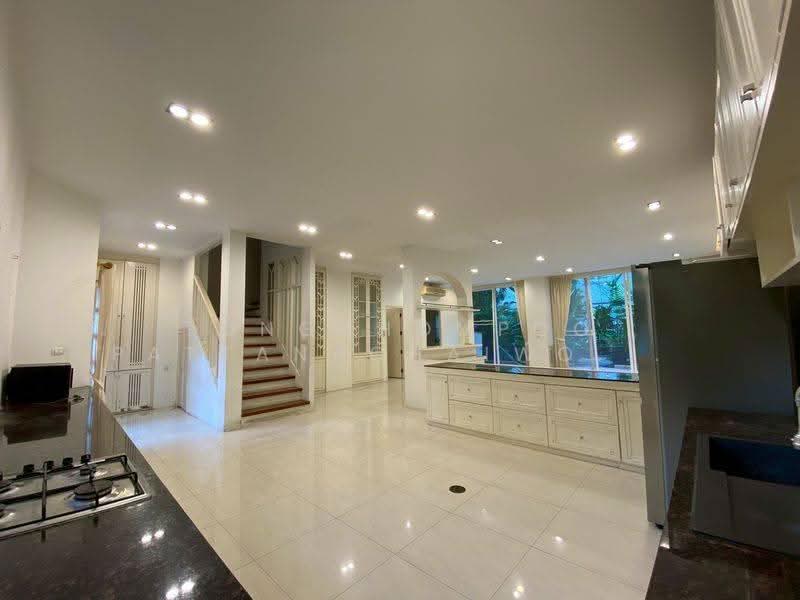 Prompak Gardens Condominium, bangkok, Sukhumvit, Khlongtoei Nua, Watthana, Bangkok, 3 Bedrooms, 350 sqm, Condo For Rent, by Tongchompoo Pattanachaiwongkoon, 500581851 - DDproperty.com