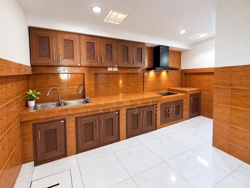 2BR House for Sale in Saphan Hin Phuket | 220 SqM Near Old Town, ฿3.89M, phuket, Wichit, Muang Phuket, Phuket, 2 Bedrooms, 220 sqm, Single Detached House For Sale, by Fazwaz (Thailand) Co., Ltd., 500581873 - DDproperty.com