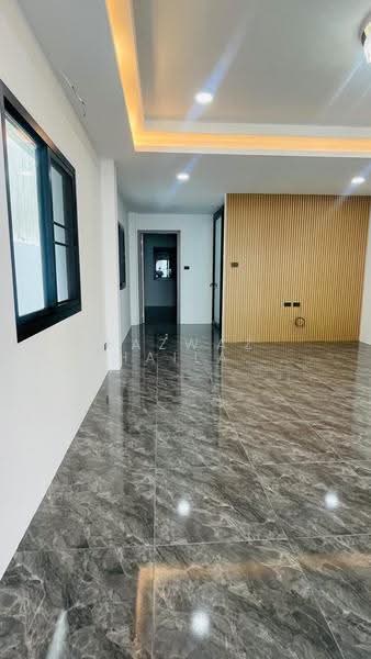 2BR House for Sale in Saphan Hin Phuket | 220 SqM Near Old Town, ฿3.89M, phuket, Wichit, Muang Phuket, Phuket, 2 Bedrooms, 220 sqm, Single Detached House For Sale, by Fazwaz (Thailand) Co., Ltd., 500581873 - DDproperty.com