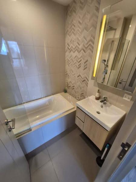 Oka Haus Sukhumvit 36, bangkok, 3399 Rama 4 Road, Khong Tan, Khlong Toei, Bangkok, 1 Bedroom, 35 sqm, Condo For Rent, by Tongchompoo Pattanachaiwongkoon, 500581874 - DDproperty.com