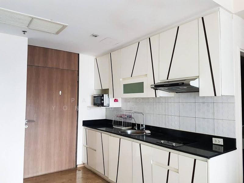 Noble Remix, Bangkok, 772 Soi Sukhumvit 36, Sukhumvit Road, Khong Tan, Khlong Toei, Bangkok, 2 Bedrooms, 80 sqm, Condo For Rent, by Pattaporn Yongsungnone, 500581885 - DDproperty.com