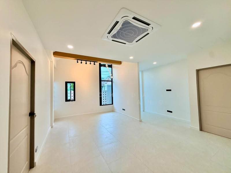 Baan Rock Garden By Pass Phuket 3, Phuket, Ratsada, Muang Phuket, Phuket, 3 Bedrooms, 152 sqm, Semi-Detached House (Twin House) For Sale, by Suchada Songmueang, 500581908 - DDproperty.com