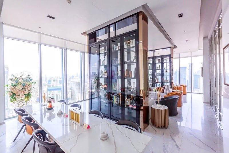 Hyde Sukhumvit 11, Bangkok, 11 Soi Sukhumvit 11, Khlongtoei Nua, Watthana, Bangkok, 2 Bedrooms, 58 sqm, Condo For Rent, by Vichai Annavakulthorn, 500581928 - DDproperty.com