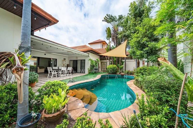 4-BR House, chon-buri, Nong Pru, Bang Lamung (Pattaya), Chon Buri (Pattaya), 4 Bedrooms, 200 sqm, Single Detached House For Sale, by Siwanon Gosachan, 500581941 - DDproperty.com