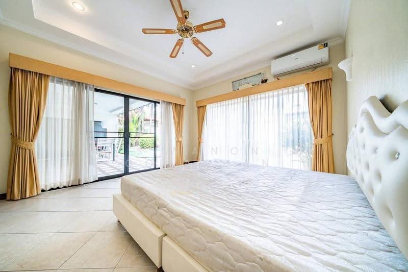 4-BR House, chon-buri, Nong Pru, Bang Lamung (Pattaya), Chon Buri (Pattaya), 4 Bedrooms, 200 sqm, Single Detached House For Sale, by Siwanon Gosachan, 500581941 - DDproperty.com