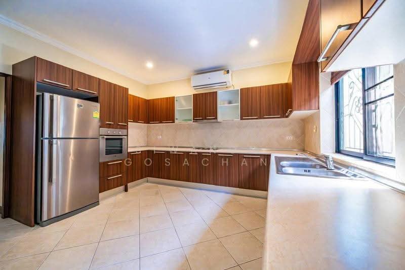 4-BR House, chon-buri, Nong Pru, Bang Lamung (Pattaya), Chon Buri (Pattaya), 4 Bedrooms, 200 sqm, Single Detached House For Sale, by Siwanon Gosachan, 500581941 - DDproperty.com