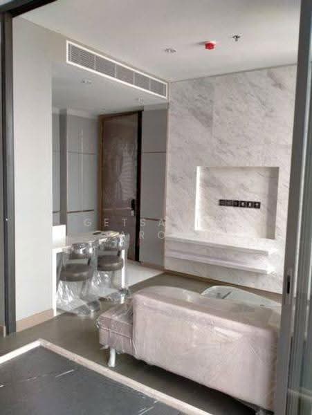 The Esse at Singha Complex, Bangkok, 1788 New Petchaburi Rd, Khlongtoei Nua, Watthana, Bangkok, 1 Bedroom, 35 sqm, Condo For Rent, by Getsarin Aron, 500581960 - DDproperty.com