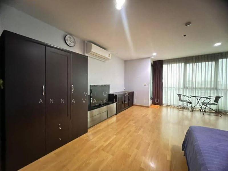 St Louis Grand Terrace, Bangkok, Soi Sathon 11 S Sathon Rd, Yan Nawa, Sathon, Bangkok, 1 Bedroom, 47 sqm, Condo For Rent, by Vichai Annavakulthorn, 500581995 - DDproperty.com