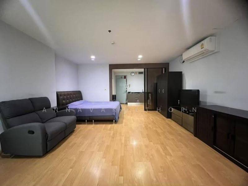 St Louis Grand Terrace, Bangkok, Soi Sathon 11 S Sathon Rd, Yan Nawa, Sathon, Bangkok, 1 Bedroom, 47 sqm, Condo For Rent, by Vichai Annavakulthorn, 500581995 - DDproperty.com
