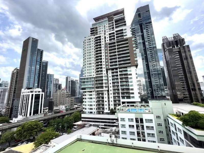 Acadamia Grand Tower, Bangkok, Soi Sukhumvit 43, Khlong Tan Nua, Watthana, Bangkok, 3 Bedrooms, 194 sqm, Condo For Rent, by Teeranant Chonwisaikajon, 500582009 - DDproperty.com