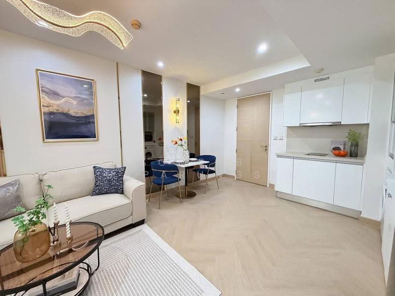 Collezio Sathorn-Pipat, bangkok, 41 Soi Pipat 1 Silom Road, Silom, Bang Rak, Bangkok, 1 Bedroom, 42 sqm, Condo For Rent, by Sompob Buaparungsri, 500582017 - DDproperty.com