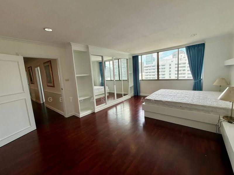 D.S. Tower 1 Sukhumvit 33, Bangkok, Soi Phrom Chit, Khlong Tan Nua, Watthana, Bangkok, 3 Bedrooms, 236 sqm, Condo For Rent, by Getsarin Aron, 500582046 - DDproperty.com