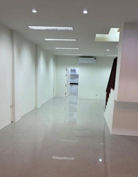 Baan Klang Muang Monte-Carlo, Bangkok, Moobaan Klang Muang Monte-Carlo Road, Ratchavipha, Lat Yao, Chatuchak, Bangkok, 4 Bedrooms, 400 sqm, Townhouse For Rent, by Vichai Annavakulthorn, 500582060 - DDproperty.com