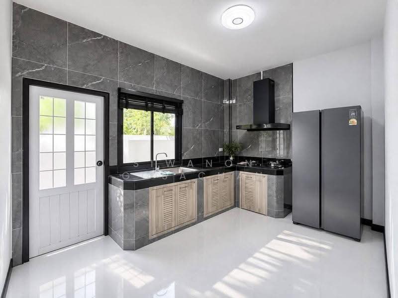 3-BR Villa, Chon Buri (Pattaya), Huai Yai, Bang Lamung (Pattaya), Chon Buri (Pattaya), 3 Bedrooms, 200 sqm, Villa For Sale, by Siwanon Gosachan, 500582145 - DDproperty.com