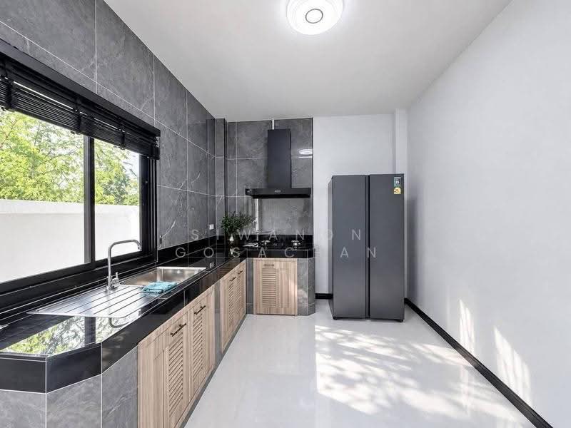 3-BR Villa, Chon Buri (Pattaya), Huai Yai, Bang Lamung (Pattaya), Chon Buri (Pattaya), 3 Bedrooms, 200 sqm, Villa For Sale, by Siwanon Gosachan, 500582145 - DDproperty.com