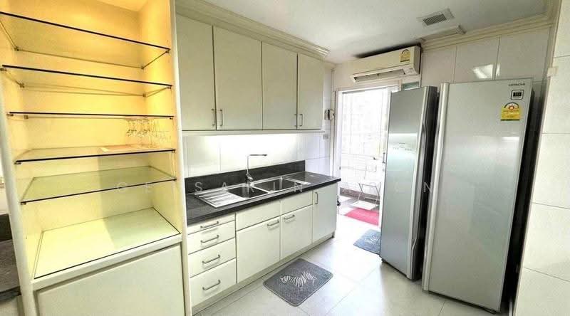 Richmond Palace, Bangkok, Soi Sukhumvit 43 Sukhumvit Road, Khlong Tan Nua, Watthana, Bangkok, 3 Bedrooms, 170 sqm, Condo For Rent, by Getsarin Aron, 500582160 - DDproperty.com