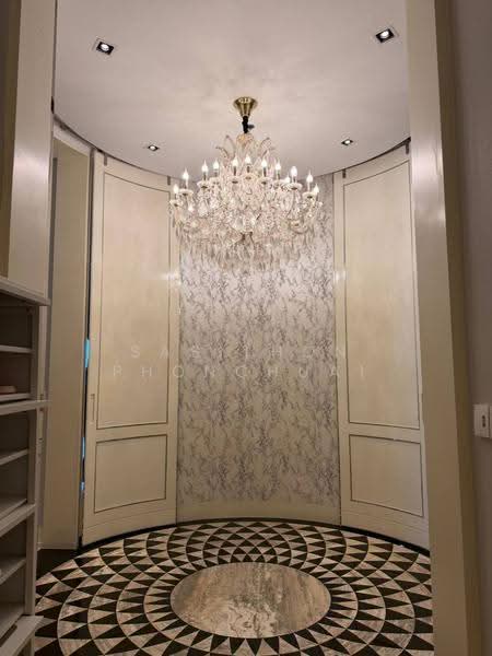 The Ritz-Carlton Residences, bangkok, 114 Narathiwat Ratchanakarin Road, Silom, Bang Rak, Bangkok, 3 Bedrooms, 350 sqm, Condo For Sale, by Sasithon Phonchuai, 500582171 - DDproperty.com
