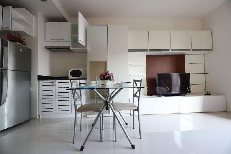 Noble Reveal, Bangkok, 36 Soi Sukhumvit 63, Ekamai Road, Phra Kanong Nua, Watthana, Bangkok, 2 Bedrooms, 71 sqm, Condo For Rent, by Nutnaree Nakkaew, 500582189 - DDproperty.com