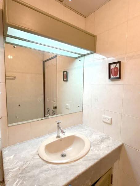 Thana Tower, Bangkok, Charan Sanit Wong, Bang Yi Khan, Bang Phlat, Bangkok, 2 Bedrooms, 84 sqm, Condo For Rent, by Getsarin Aron, 500582199 - DDproperty.com