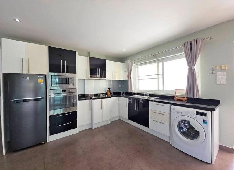 Tudor Court, chon-buri, Soi Pratumnak 6, Nong Pru, Bang Lamung (Pattaya), Chon Buri (Pattaya), 2 Bedrooms, 170 sqm, Condo For Sale, by Siwanon Gosachan, 500582201 - DDproperty.com