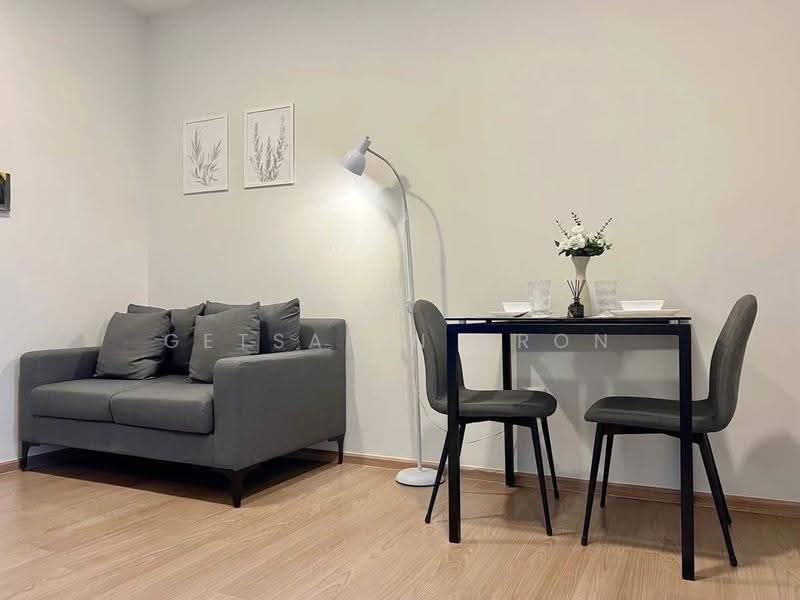 Chewathai Pinklao, Bangkok, Arun Amarin Road, Bang Yi Khan, Bang Phlat, Bangkok, 1 Bedroom, 30 sqm, Condo For Rent, by Getsarin Aron, 500582219 - DDproperty.com