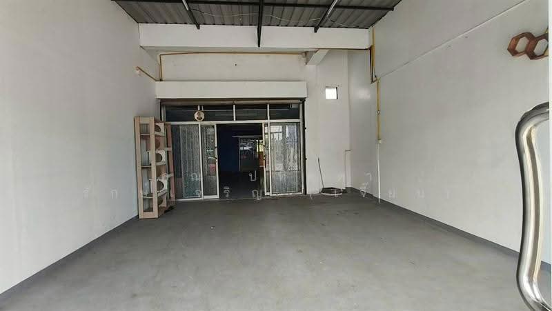 อาคารพาณิชย์ 3.5 ชั้น 27 ตร.ว. ใกล้โชคอนันต์ สตีล ถนนบางกรวย-ไทรน้อย, nonthaburi, ถนนบางกรวย-ไทรน้อย, Bang Bua Thong, Nonthaburi, , 150 sqm, Shophouse For Sale, by คุณ ปทิตตา รักษ์เจริญ (เจี๊ยบ), 500582242 - DDproperty.com