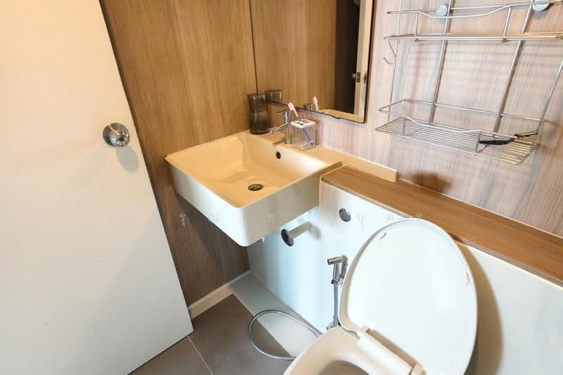 Aspire Sathon-Taksin (Copper Zone), Bangkok, 65 Kanlapaphruek Road, Bangko, Chom Thong, Bangkok, 1 Bedroom, 26 sqm, Condo For Rent, by การุณ ชมภูบุตร, 500582259 - DDproperty.com