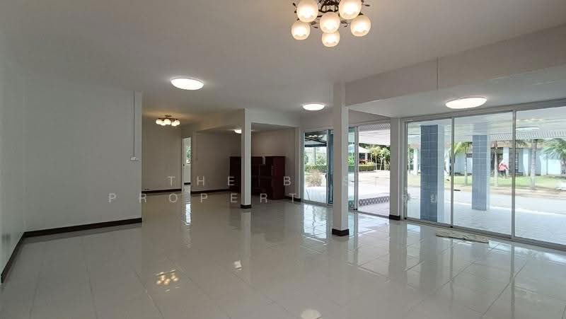 หมู่บ้านร็อคการ์เด้น แกลง ระยอง (Rock Garden Beach Resort), Rayong, Kram, Klaeng, Rayong, 3 Bedrooms, 150 sqm, Single Detached House For Sale, by The Best Property จุ้ย, 500582276 - DDproperty.com