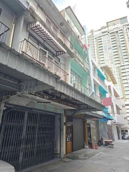 3-BR Townhouse, bangkok, Khong Tan, Khlong Toei, Bangkok, 3 Bedrooms, 175 sqm, Townhouse For Sale, by Napatsawan Tamjorhor, 500582362 - DDproperty.com