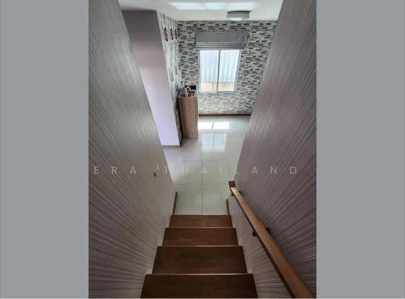 ขายด่วน! บ้านแปลงมุม ตรงข้ามสวน ฟรี!เฟอร์ทั้งหลัง เดอะทรัสต์ วงแหวนกาญนา-หทัยราษฎร์, ปทุมธานี, บึงคำพร้อย, ลำลูกกา, ปทุมธานี, 115 ตร.ม., บ้านแฝด ขาย, โดย ERA Thailand, 500582380 - DDproperty.com