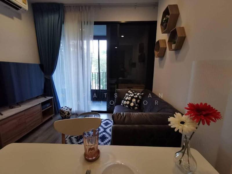IDEO Mobi Asoke, bangkok, New Petchaburi Road, Bang Kapi, Huai Khwang, Bangkok, 1 Bedroom, 33 sqm, Condo For Rent, by Napatsawan Tamjorhor, 500582383 - DDproperty.com