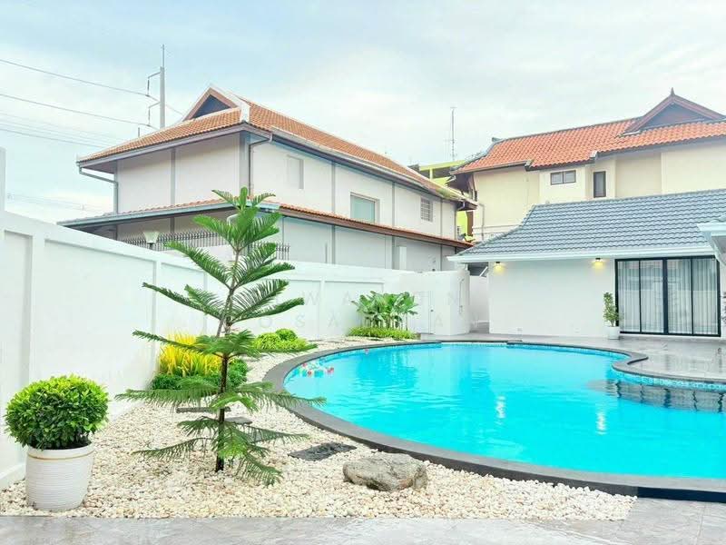 4-BR House, chon-buri, Poong, Bang Lamung (Pattaya), Chon Buri (Pattaya), 4 Bedrooms, 300 sqm, Single Detached House For Sale, by Siwanon Gosachan, 500582422 - DDproperty.com