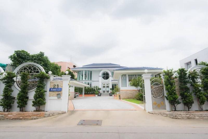 5-BR House, Bangkok, Hua Mak, Bang Kapi, Bangkok, 5 Bedrooms, 600 sqm, Single Detached House For Sale, by Napatsawan Tamjorhor, 500582460 - DDproperty.com